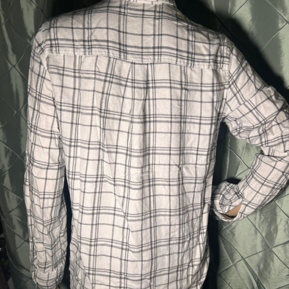 Hollister Women Small White Gray‎ Plaid Boyfriend Fit Long Sleeved Button Down - Picture 6 of 7